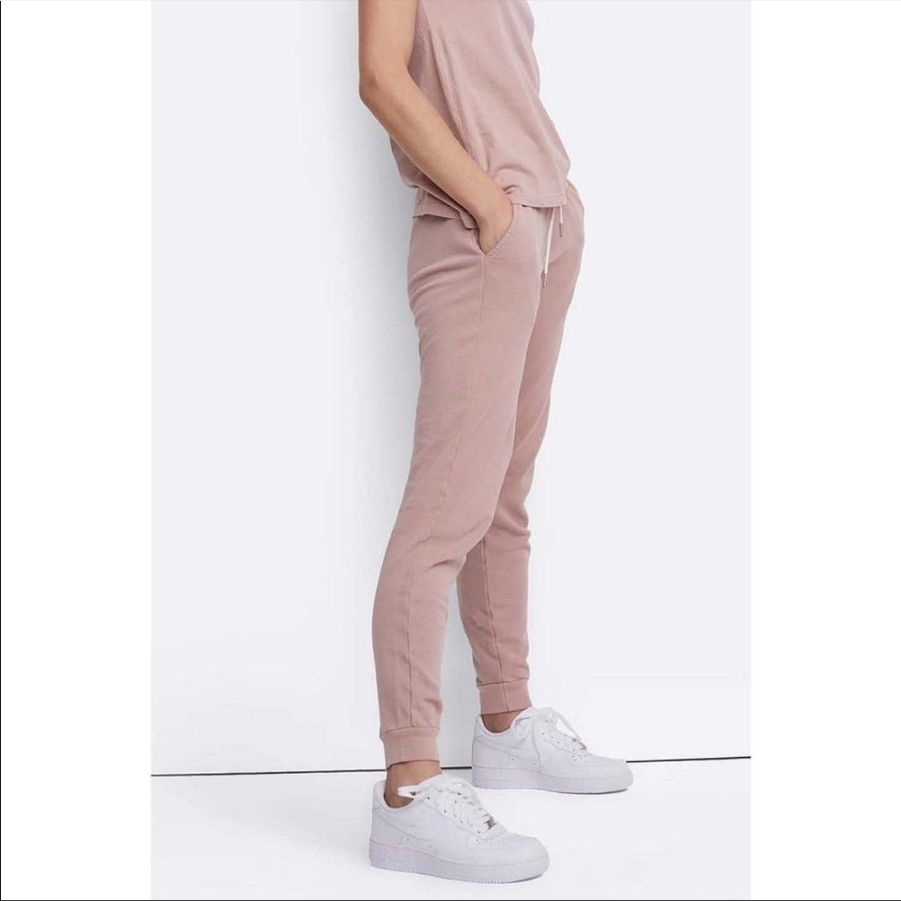 MATE the Label Classic Jogger in Rose